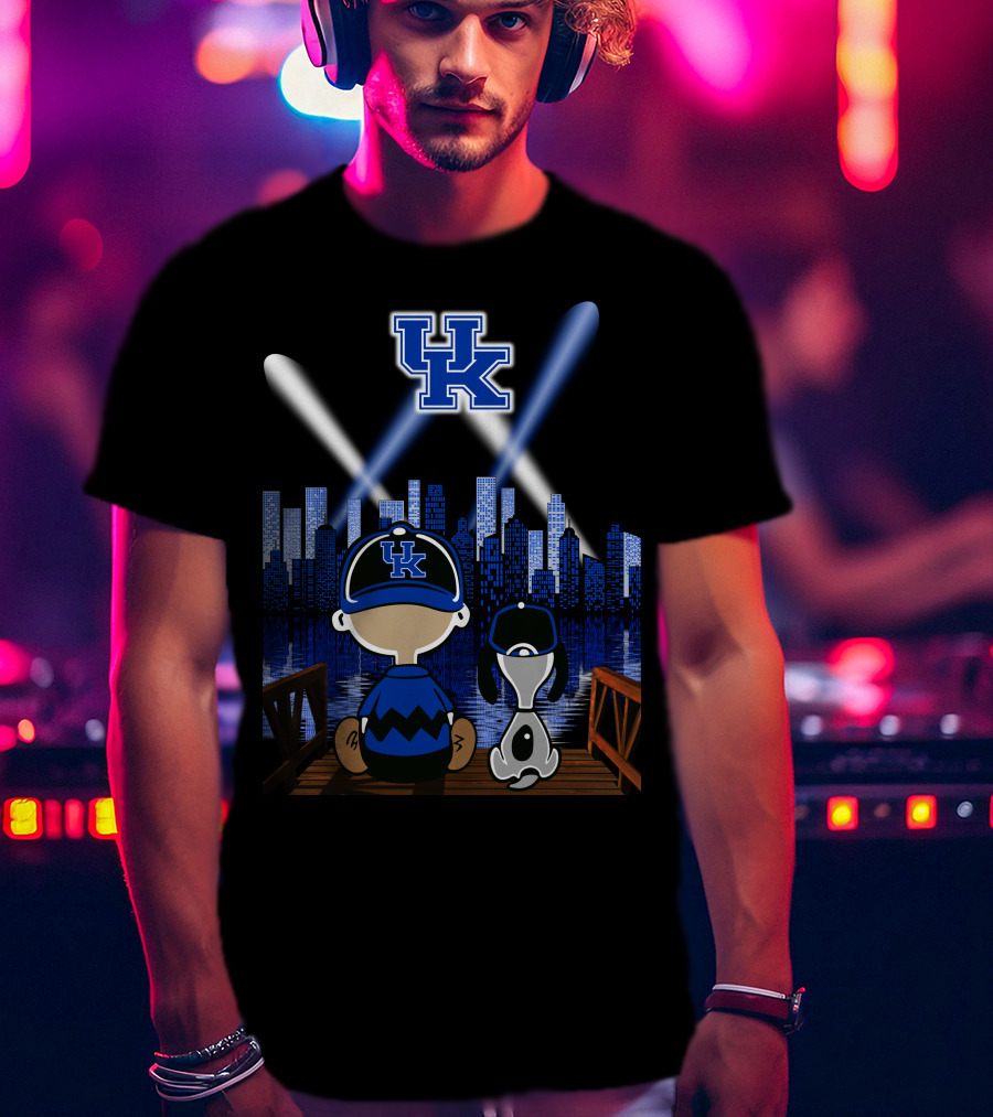 Uk Wildcats Nighttime Cityscape With Cartoon Characters T-Shirt