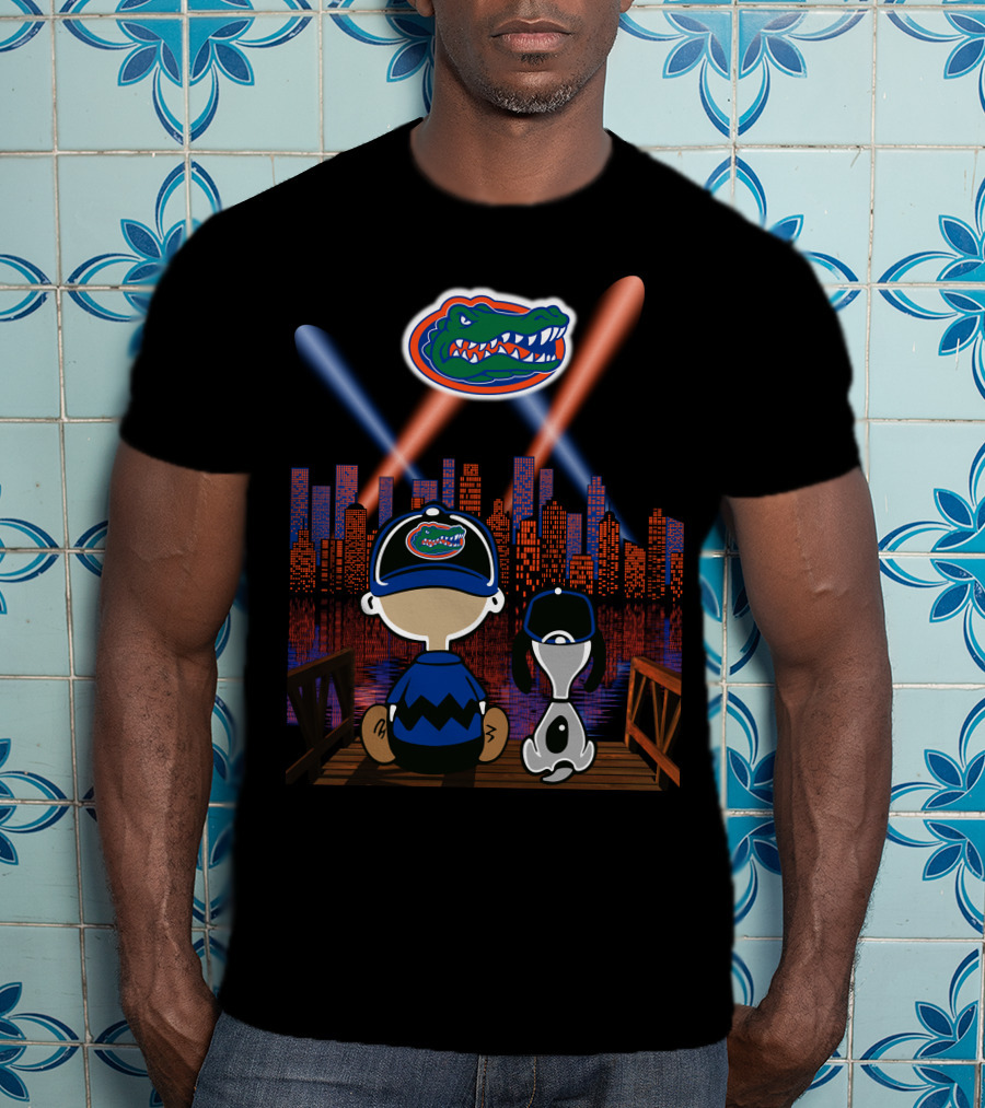 Florida Gators Cityscape At Night With Mascot And Skyline T-Shirt