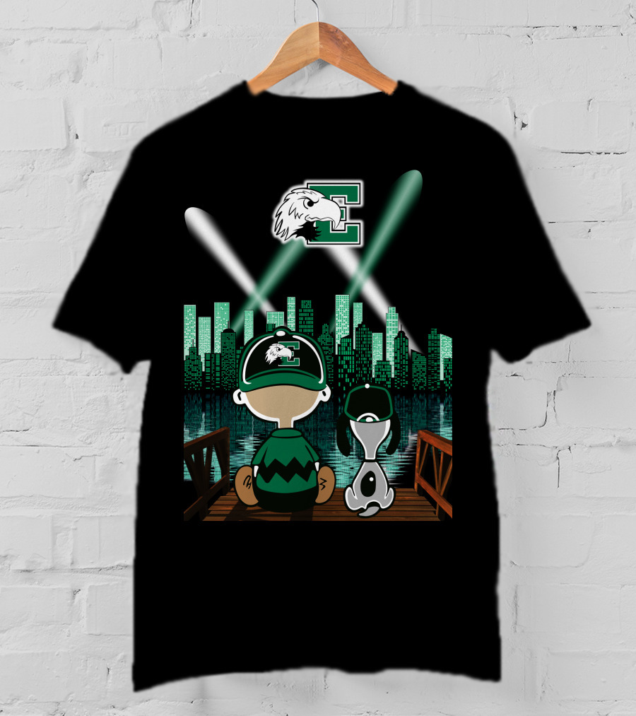 Eastern Michigan Eagles '77 City Skyline At Night With Mascot And Dog T-Shirt