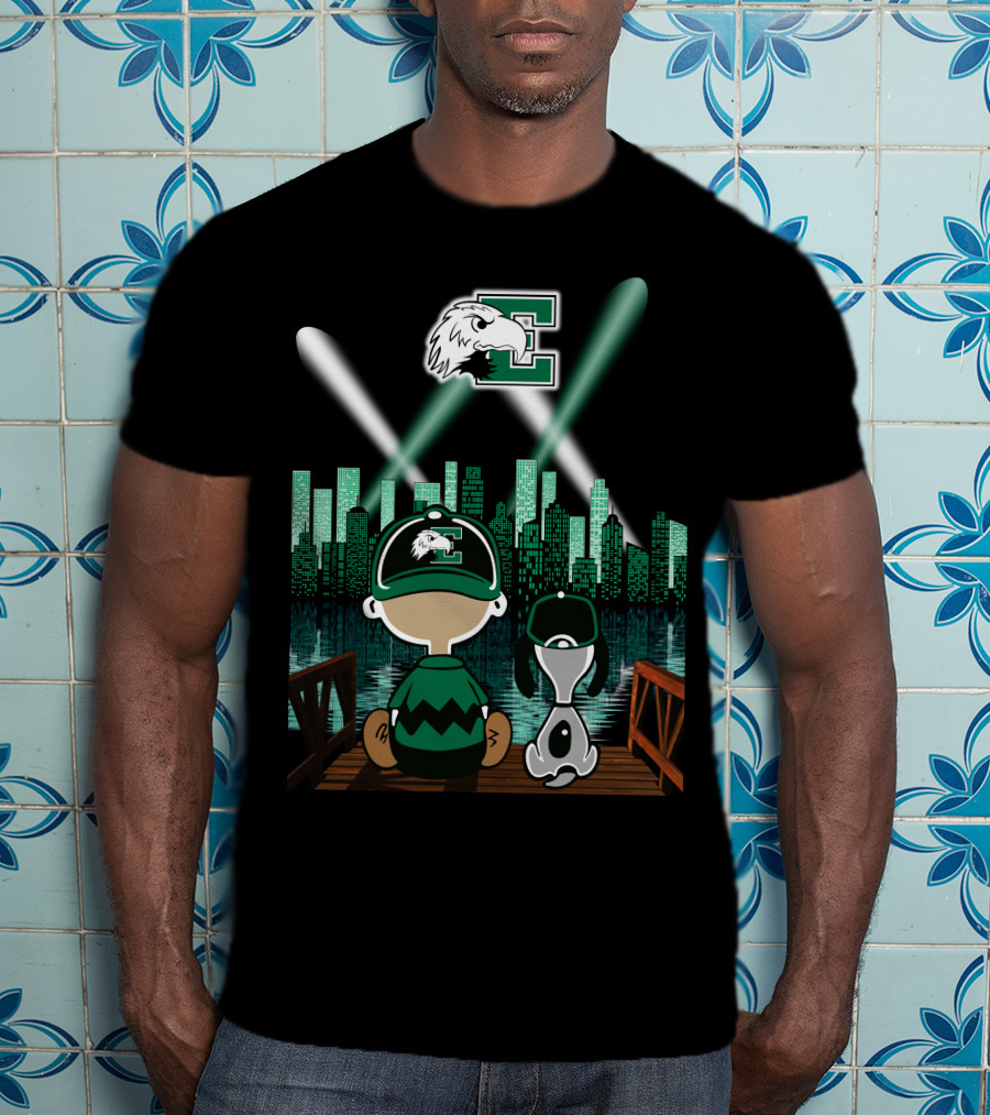 Eastern Michigan Eagles '77 City Skyline At Night With Mascot And Dog T-Shirt