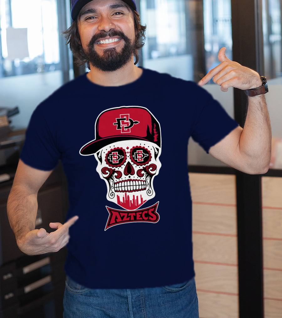 San Diego State Aztecs Skull Cap Icon With Sd Skyline T-Shirt