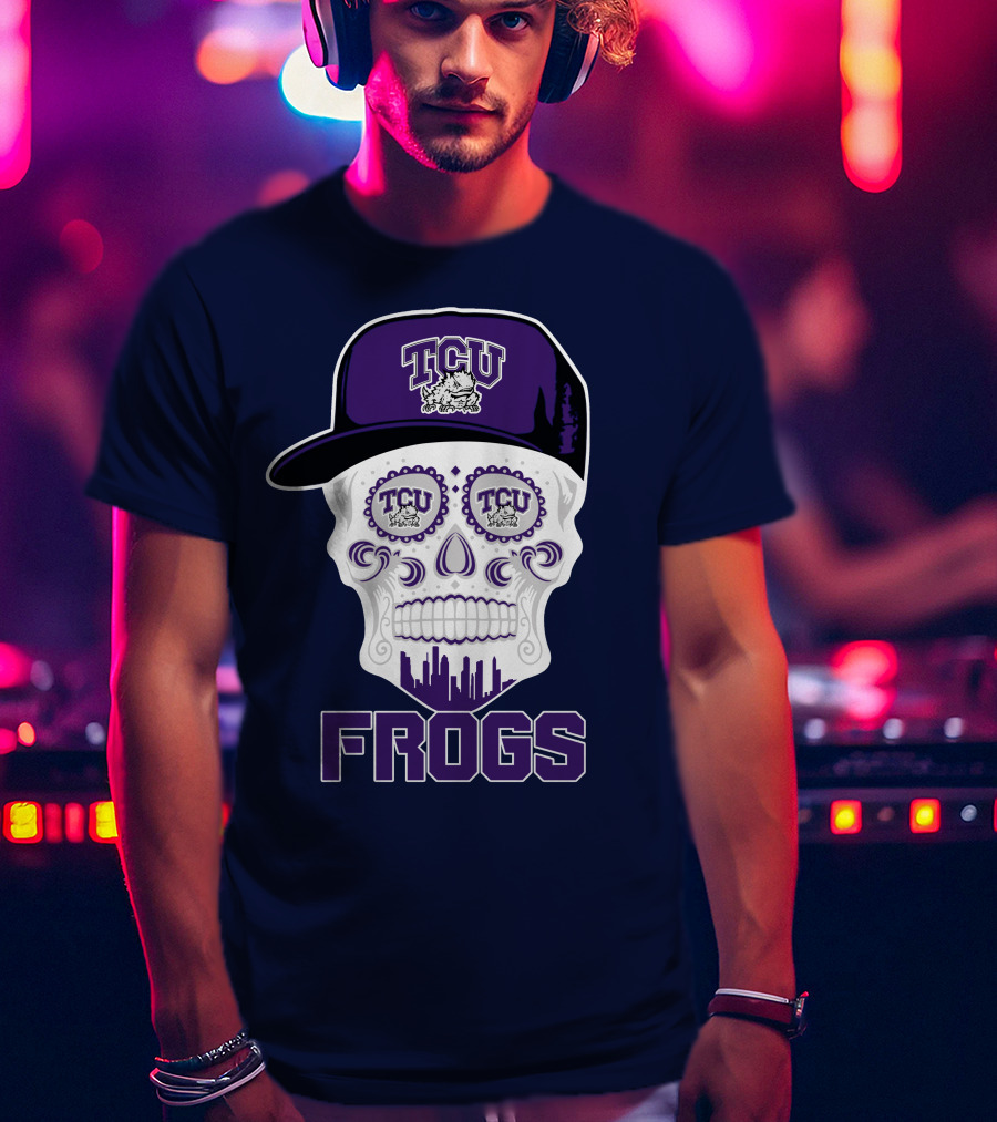 Tcu Horned Frogs Skull Logo With Cap T-Shirt