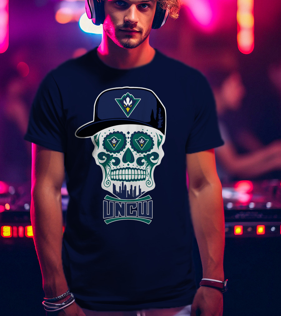 Uncw Seahawks Sugar Skull With Hat T-Shirt
