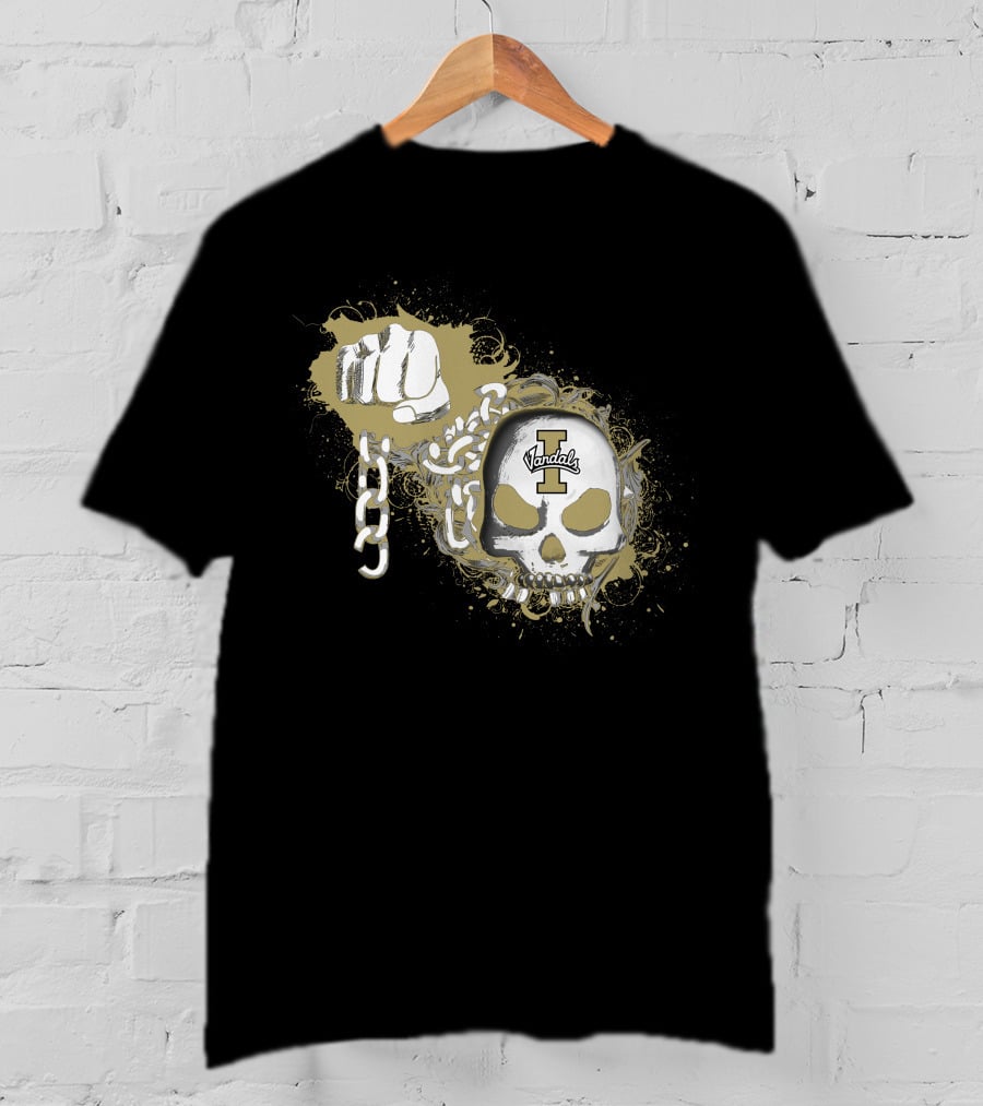 Vandals Skull Fist Chains Idaho T-Shirt