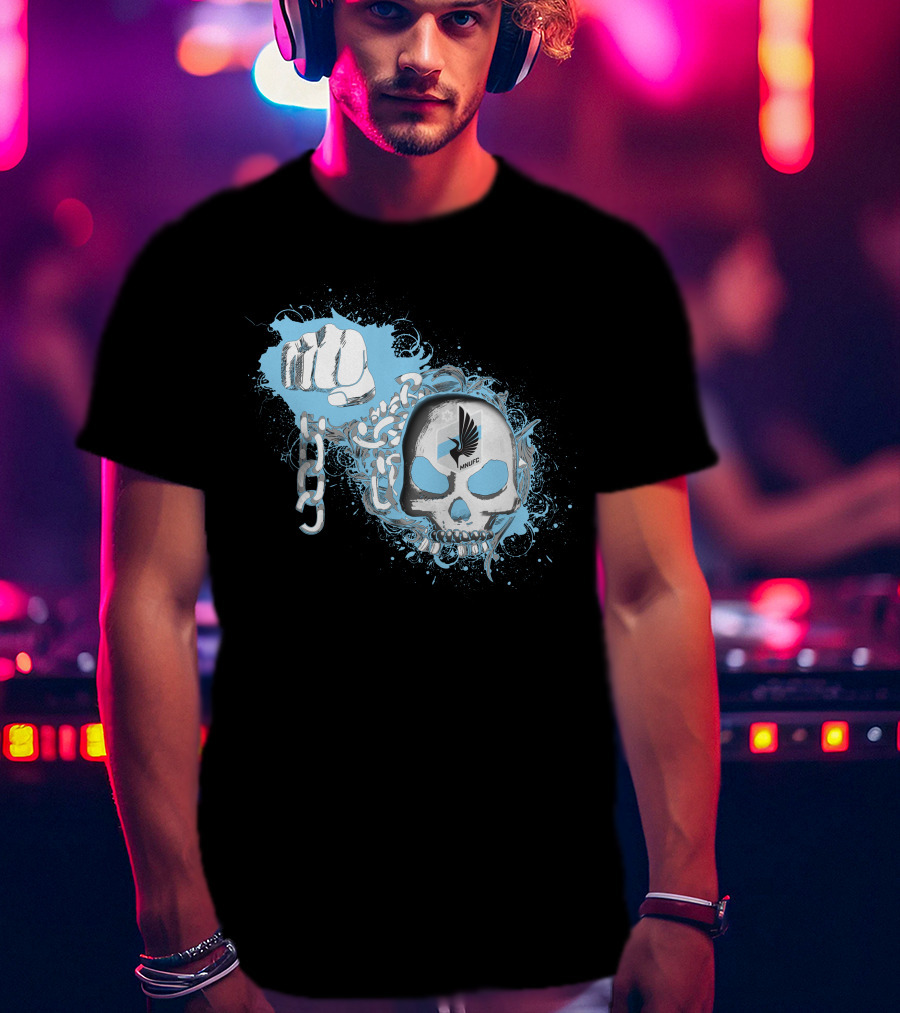 Fist Breaking Chains With Skull And Minnesota United Fc T-Shirt