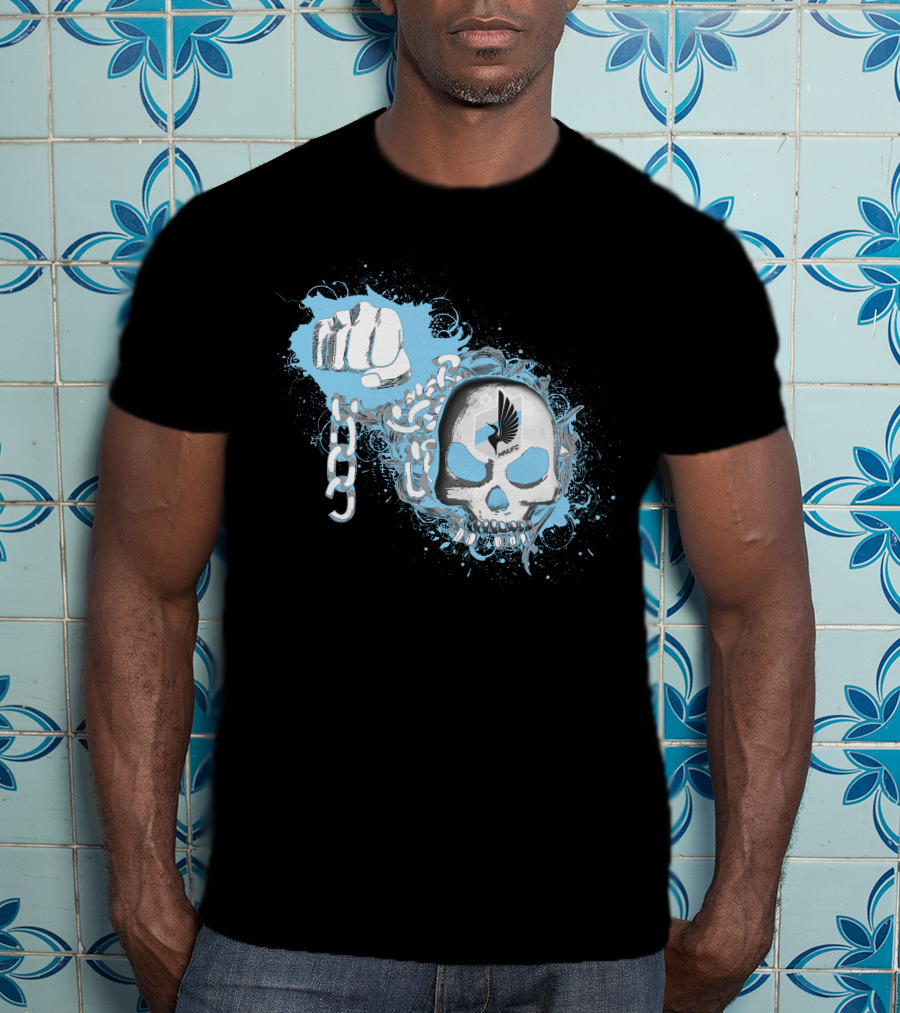 Fist Breaking Chains With Skull And Minnesota United Fc T-Shirt