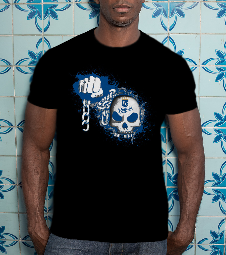 Kansas City Royals Skull Fist Chains T-Shirt