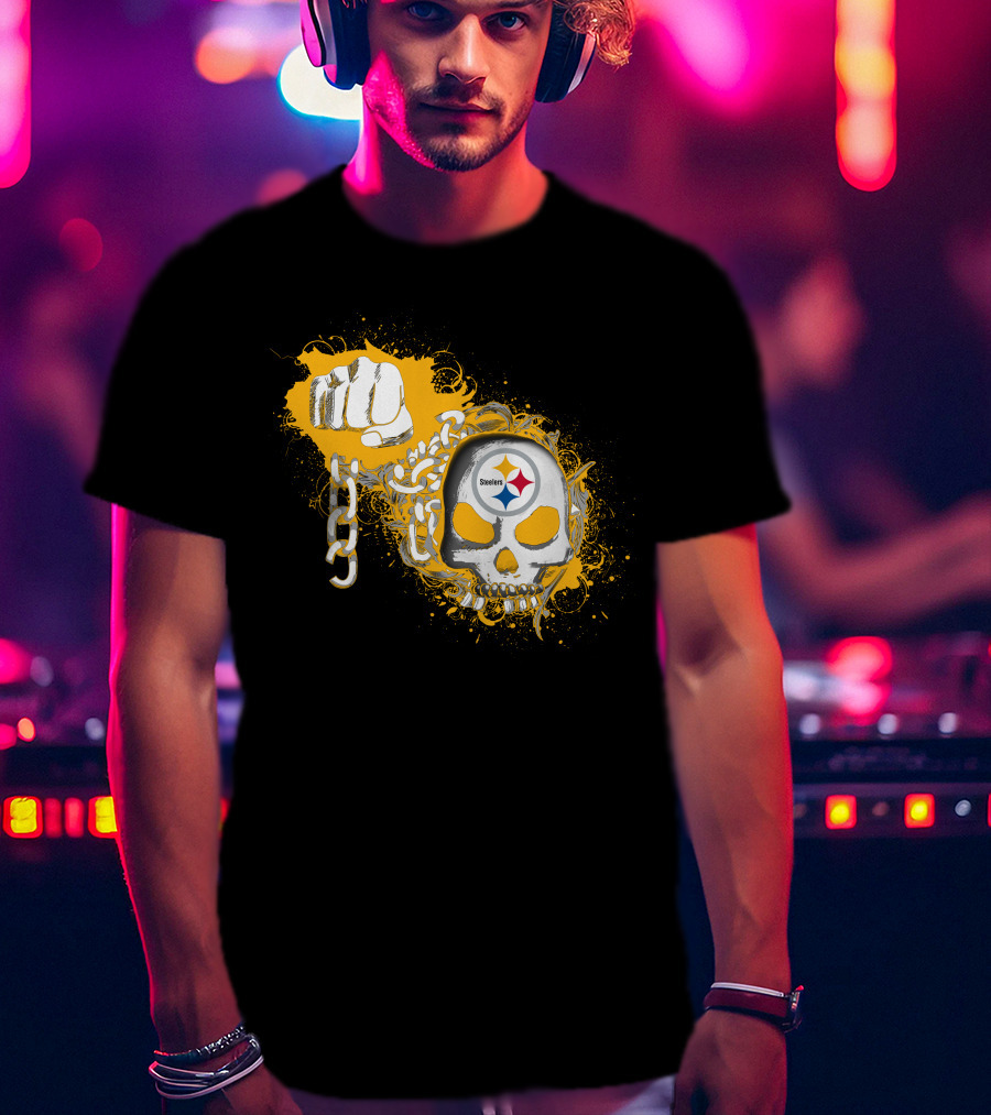 Pittsburgh Steelers Skull Fist Chain T-Shirt
