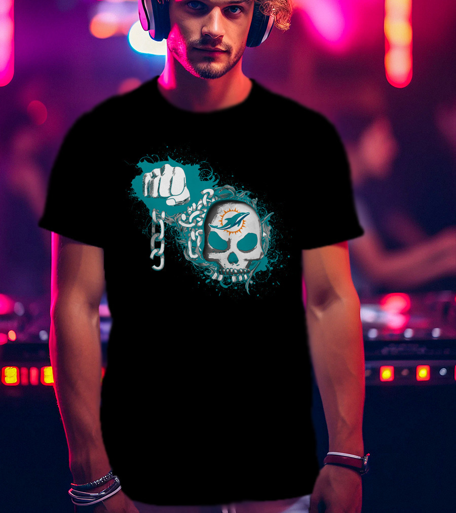 Miami Dolphins Skull And Fist With Chains T-Shirt