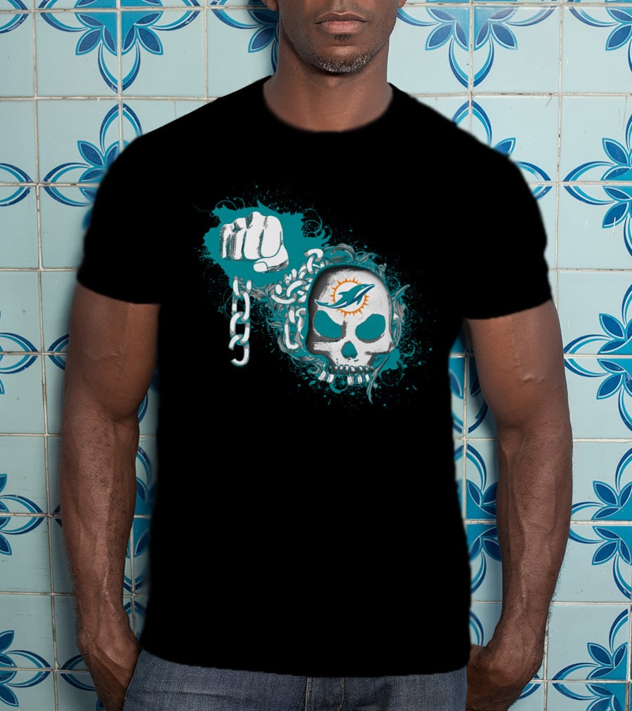 Miami Dolphins Skull And Fist With Chains T-Shirt