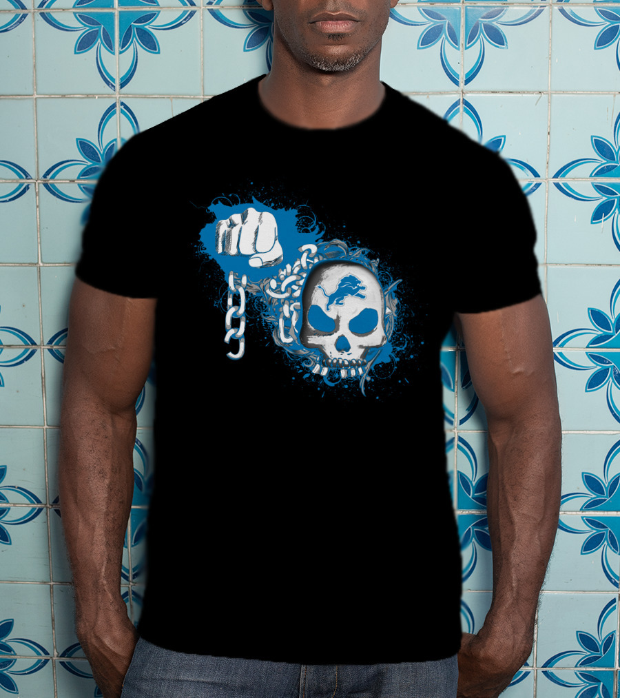 Detroit Lions Skull And Fist Chain T-Shirt