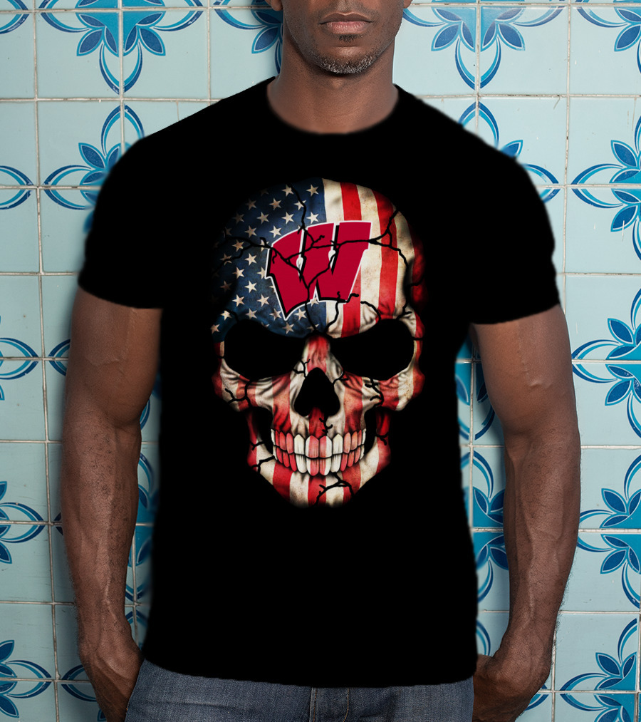 Wisconsin Badgers American Flag Skull W T-Shirt