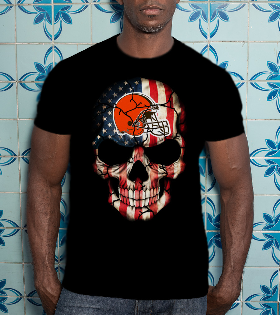 Cleveland Browns Skull American Flag Helmet Stars Stripes T-Shirt