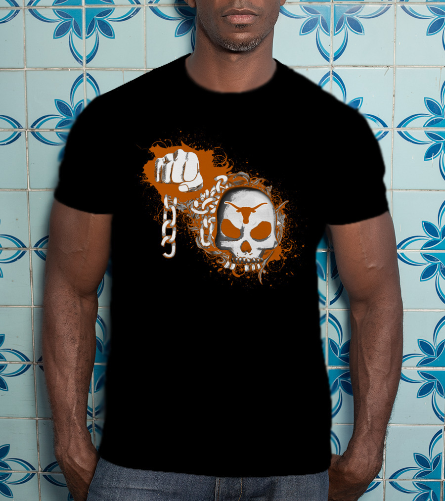 Texas Longhorns Skull And Chains Artwork T-Shirt