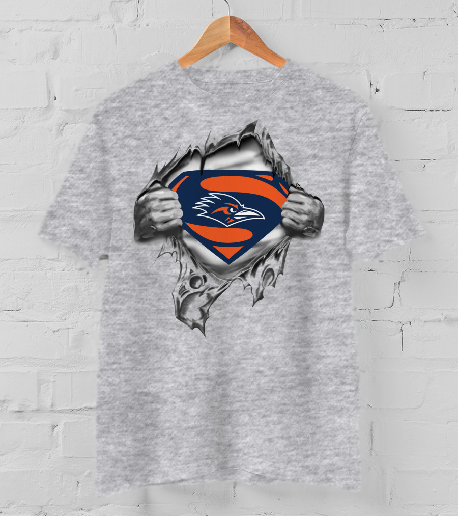 Utsa Roadrunners Superman Emblem Tear T-Shirt