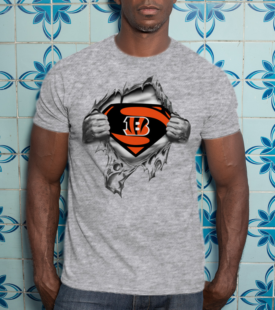 Cincinnati Bengals Superman Logo With Ripped Effect T-Shirt