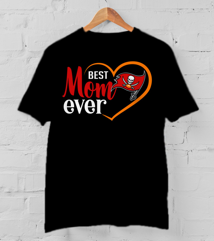 Tampa Bay Buccaneers Best Mom Ever Heart And Flag T-Shirt