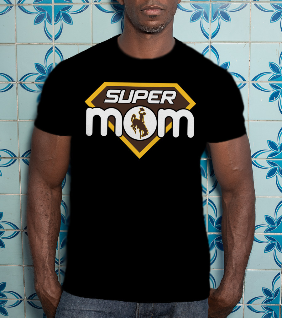 Super Mom Wyoming Cowboys T-Shirt