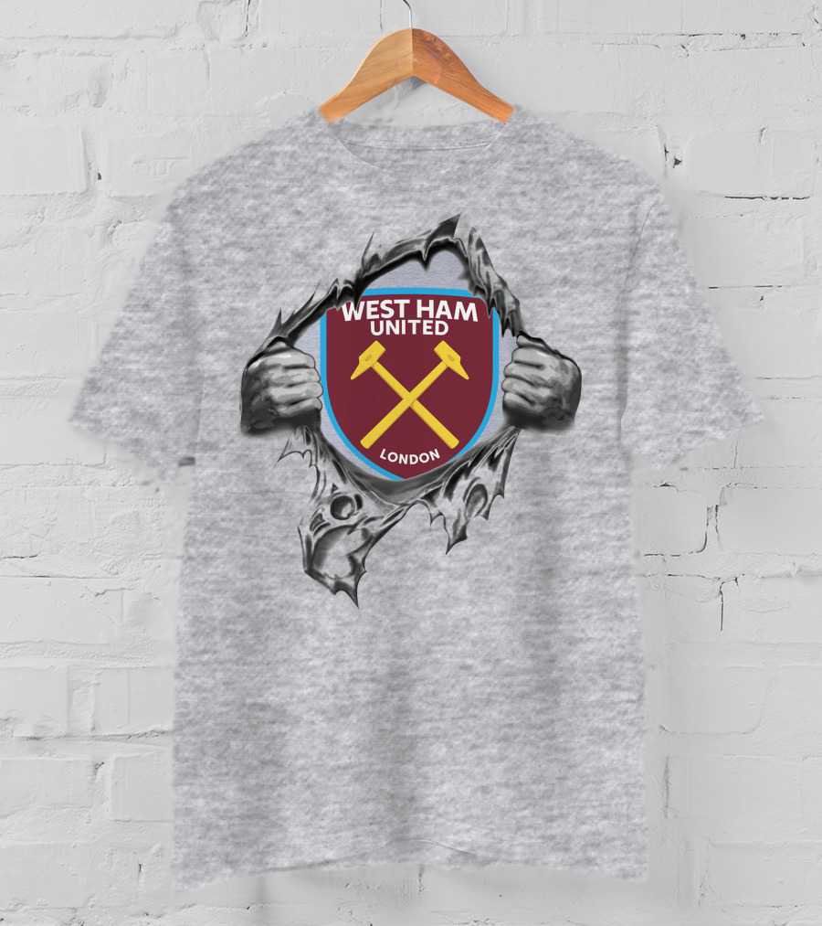 West Ham United London Super Fan 287 Iconic Badge T-Shirt