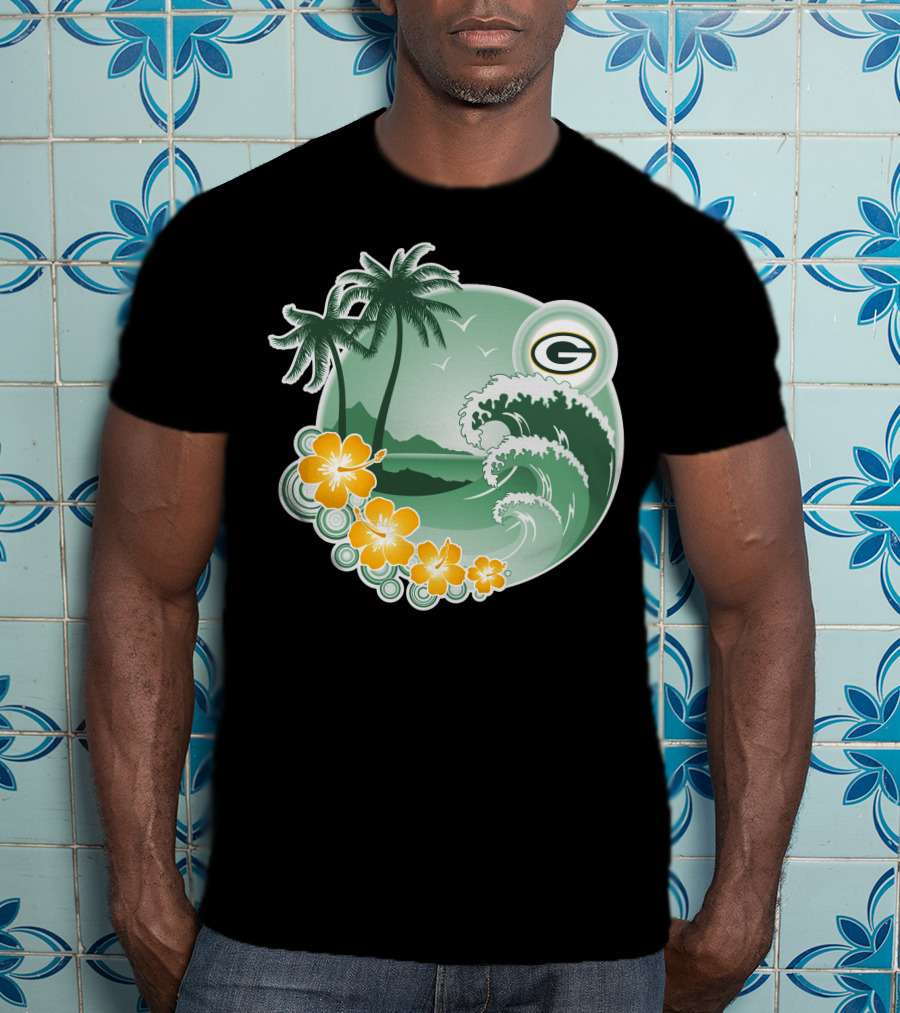 Green Bay Packers Tropical Wave Holiday Scene T-Shirt