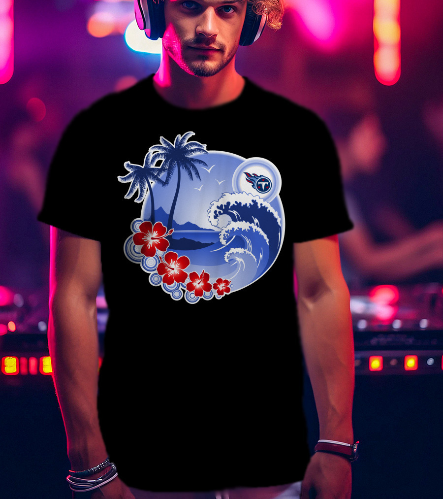 Tennessee Titans Happy Holidays Tropical Waves And Palm Trees T-Shirt