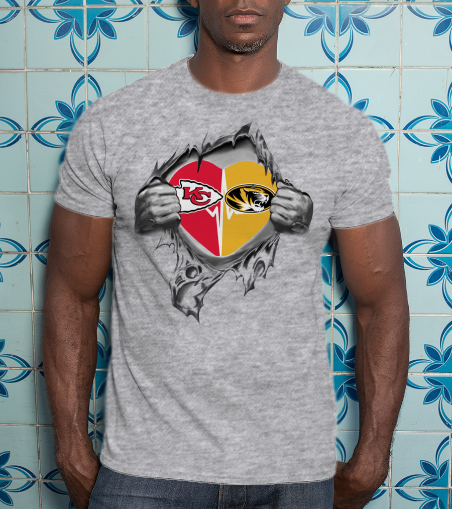 Kansas City Chiefs And Missouri Tigers Heart Design 108 Chiefs It's In My Heart T-Shirt
