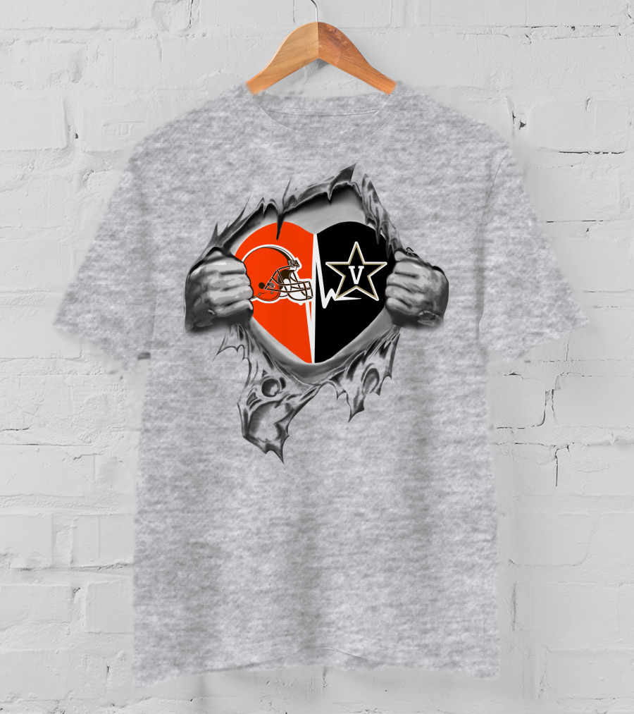 Browns Vanderbilt Commodores Heart Helmet Star T-Shirt