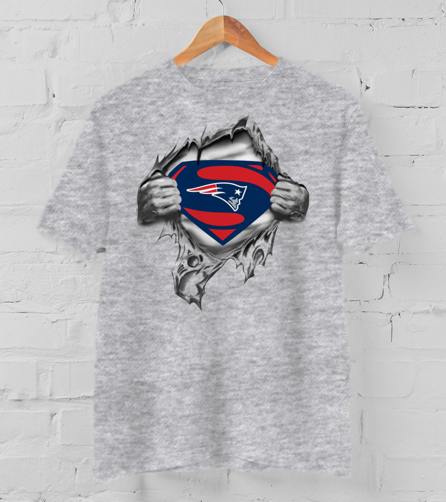 New England Patriots Superman Logo Rip T-Shirt