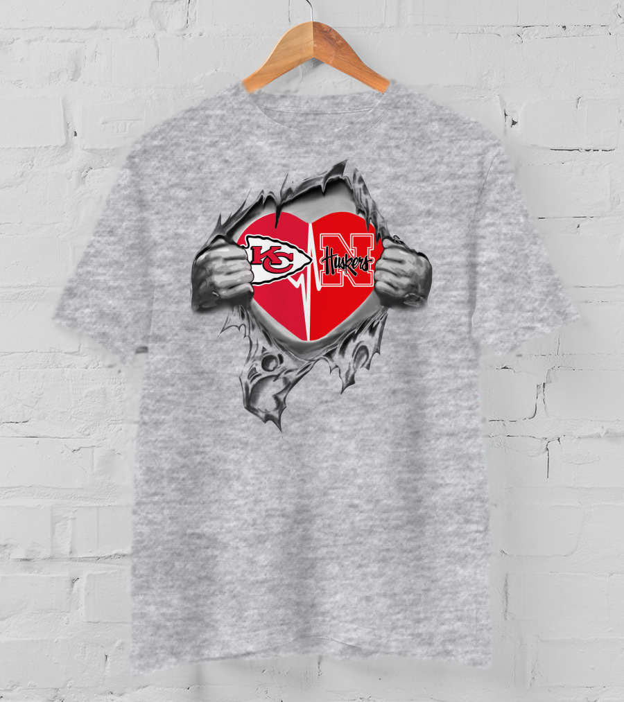 Kansas City Chiefs Nebraska Cornhuskers Heart Logo Tearing T-Shirt