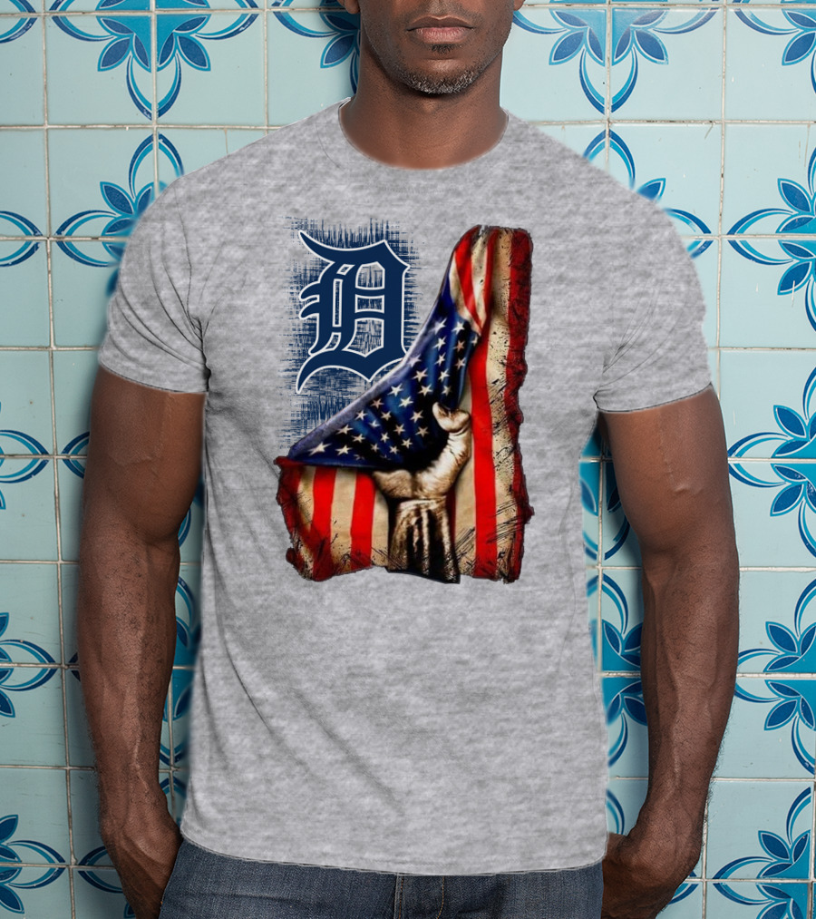 Detroit Tigers American Flag Patriotic Design 230 T-Shirt