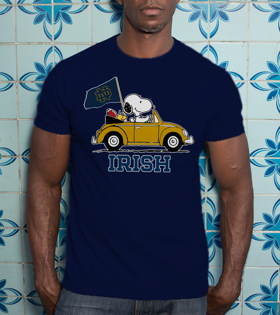 Notre Dame Fighting Irish Snoopy Driving Car With Flag T-Shirt