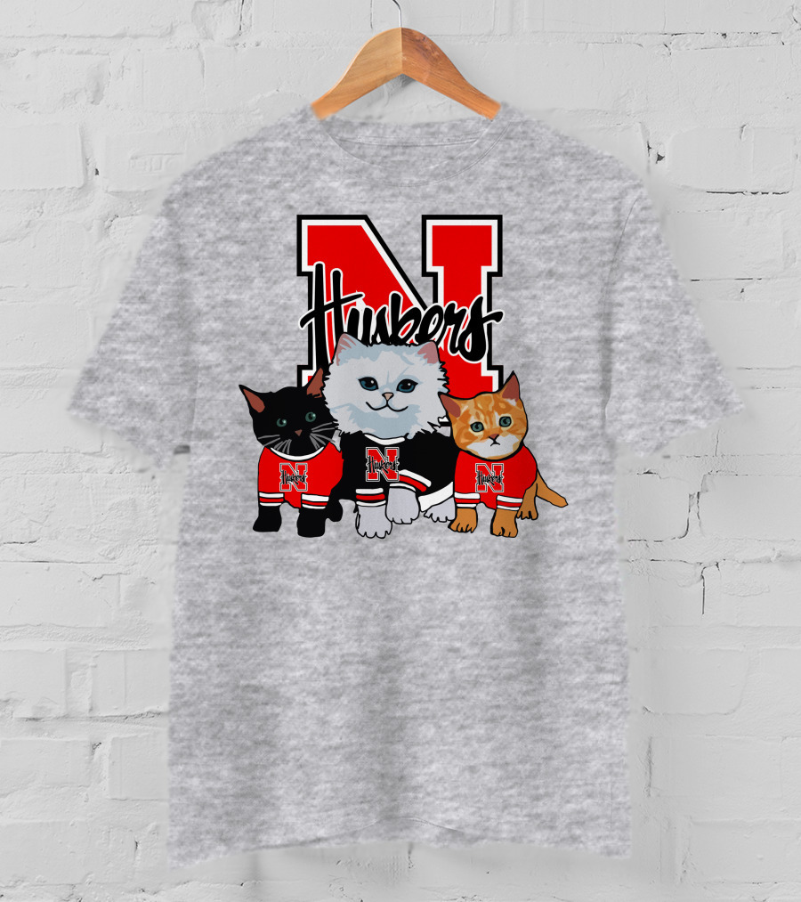 Nebraska Cornhuskers Huskers Cats In Red Jerseys T-Shirt