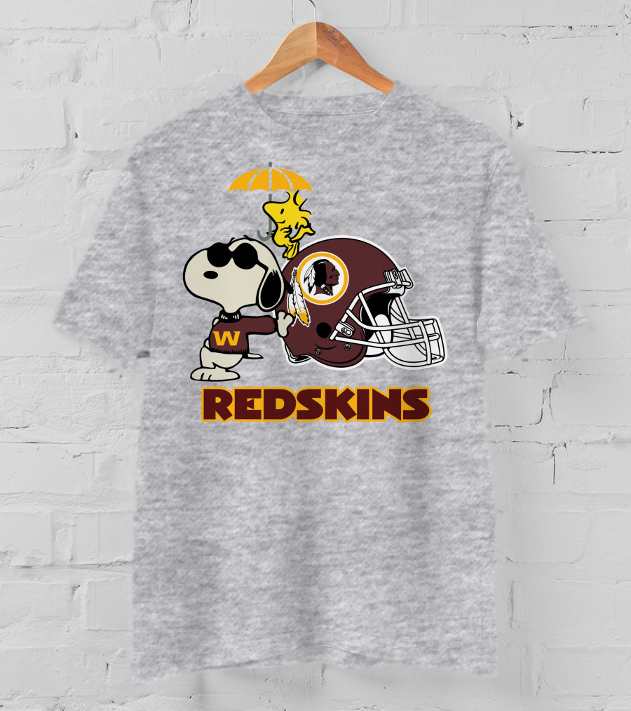 Snoopy Woodstock Redskins Helmet Washington Football Team T-Shirt