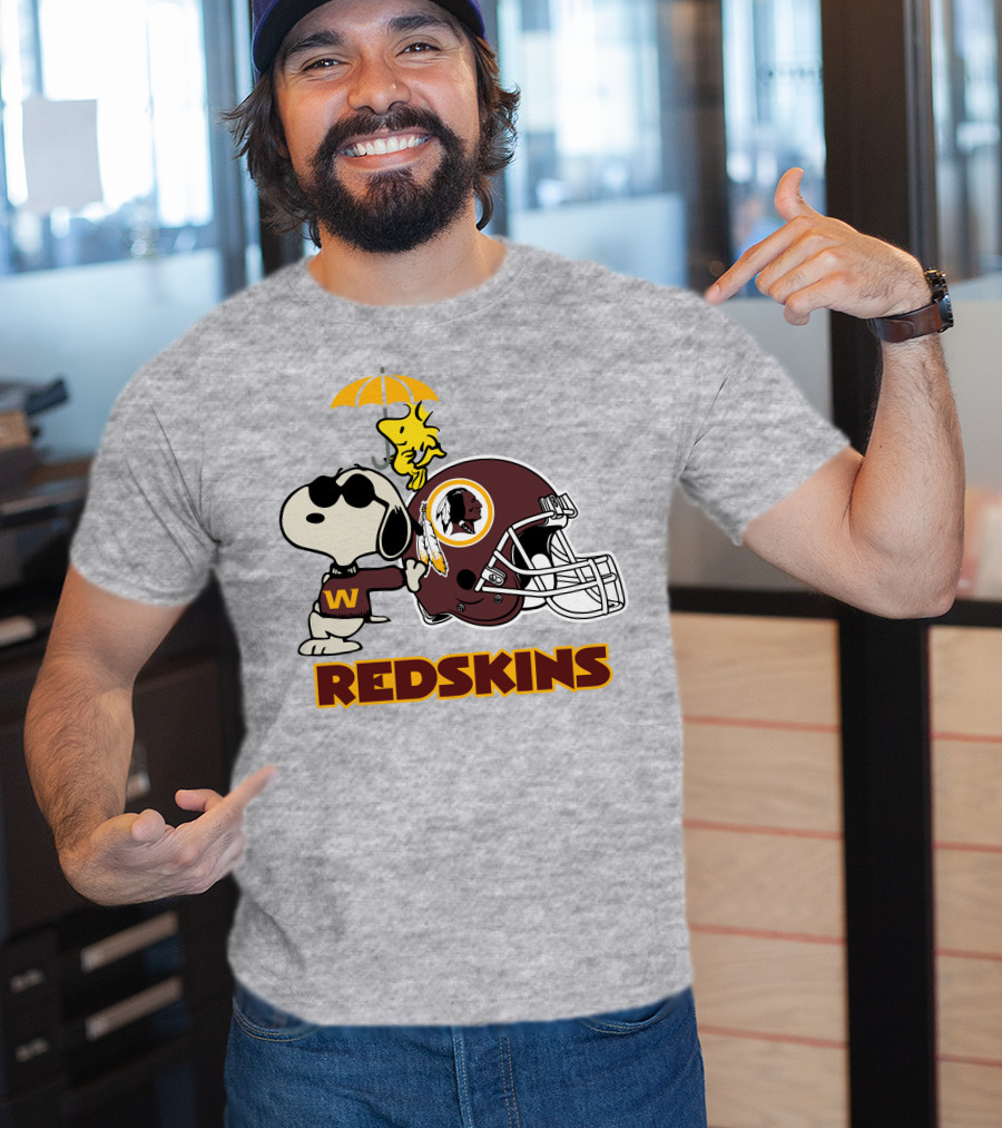 Snoopy Woodstock Redskins Helmet Washington Football Team T-Shirt