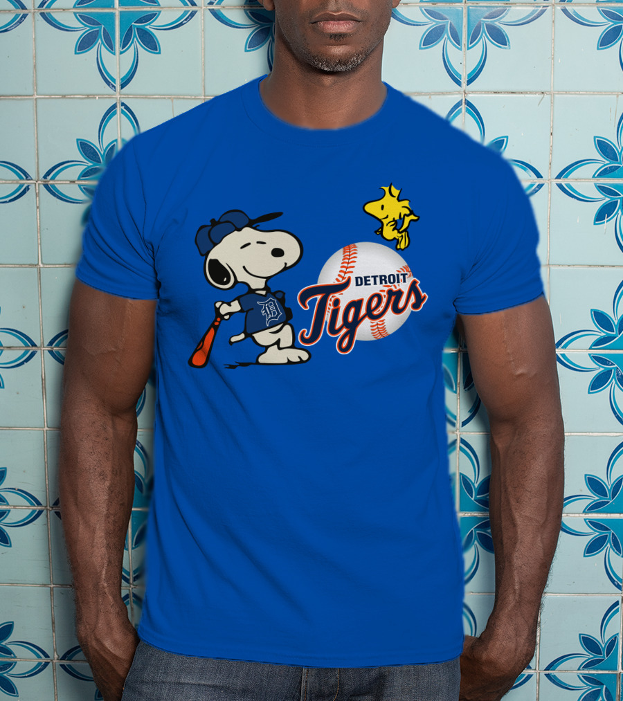 Detroit Tigers Snoopy Woodstock Baseball T-Shirt