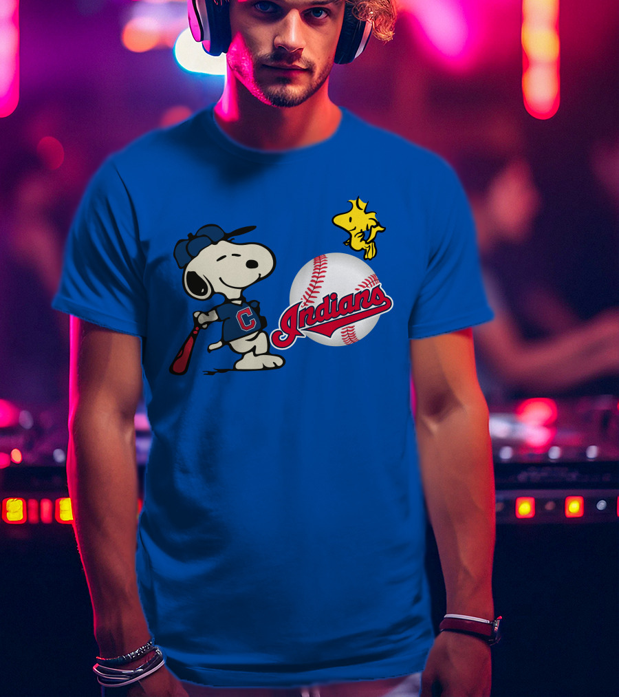 Cleveland Indians Snoopy Woodstock Baseball T-Shirt