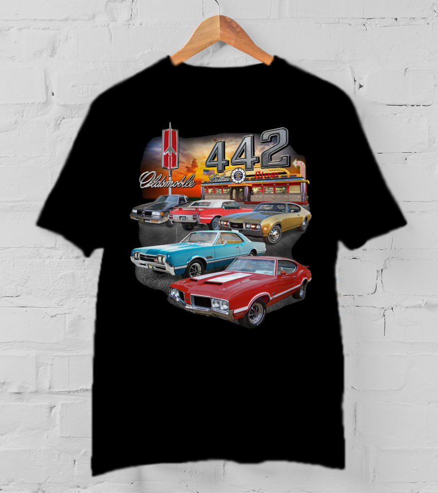 Oldsmobile 442 Classic Cars At The Diner T-Shirt