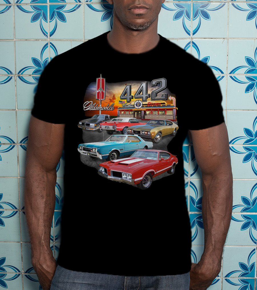 Oldsmobile 442 Classic Cars At The Diner T-Shirt