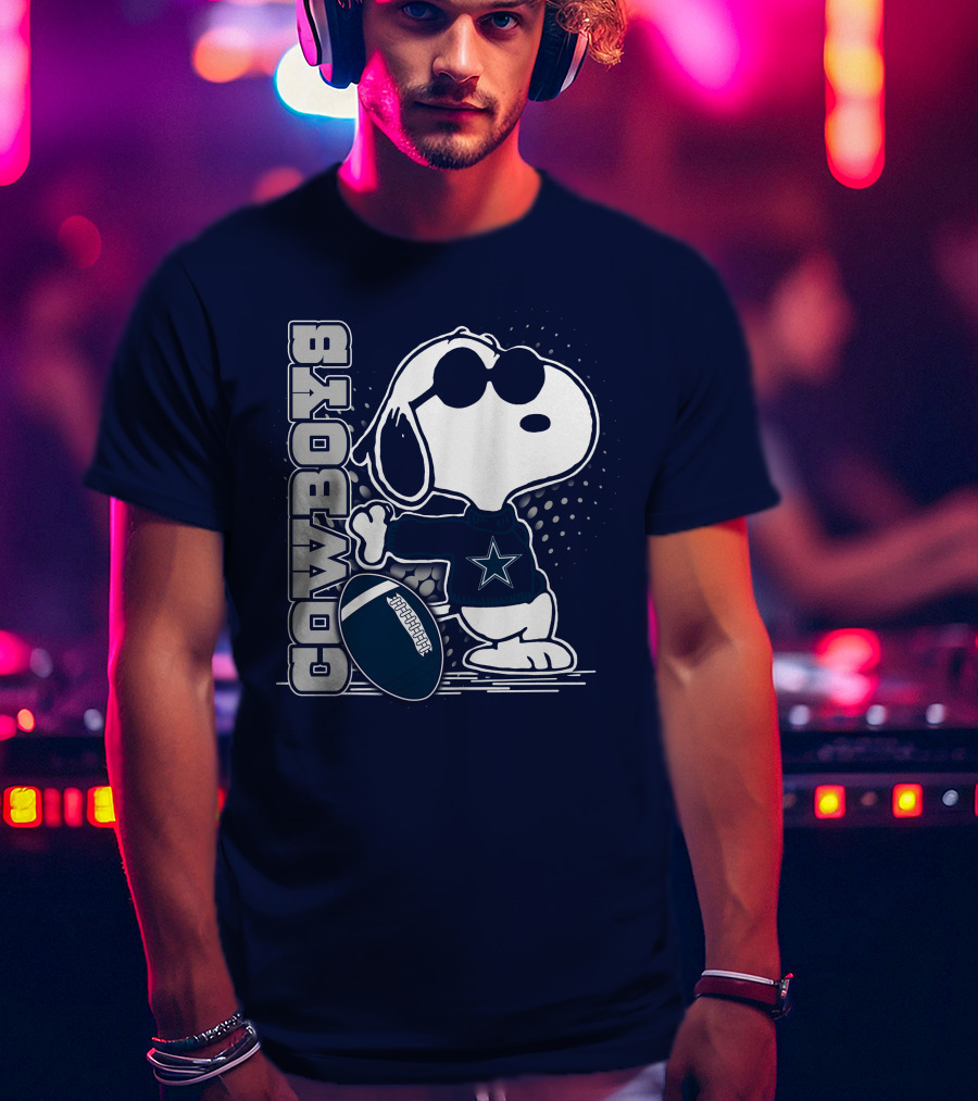 Cowboys Snoopy Football Star T-Shirt