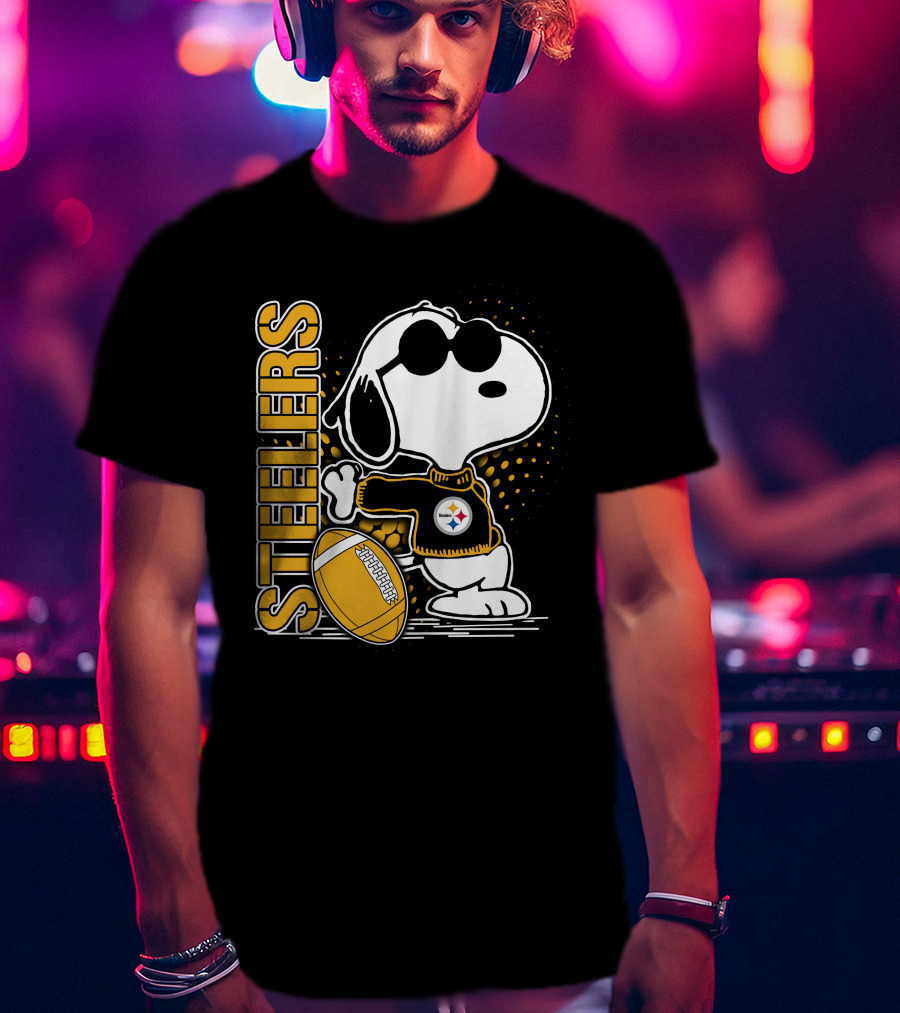 Steelers Snoopy Football Team T-Shirt