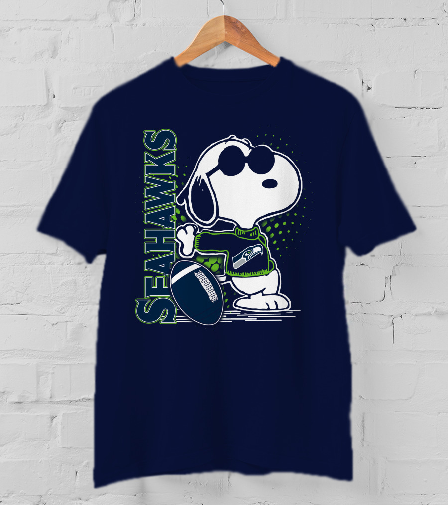 Seattle Seahawks Snoopy Football T-Shirt