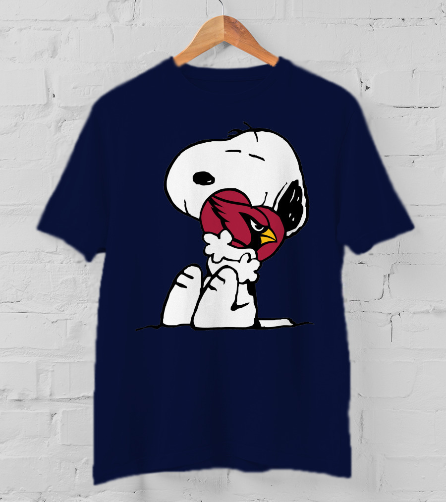 Snoopy Holding Arizona Cardinals Football Team T-Shirt
