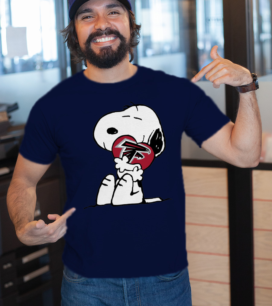 Snoopy Atlanta Falcons Logo Heart Hug T-Shirt