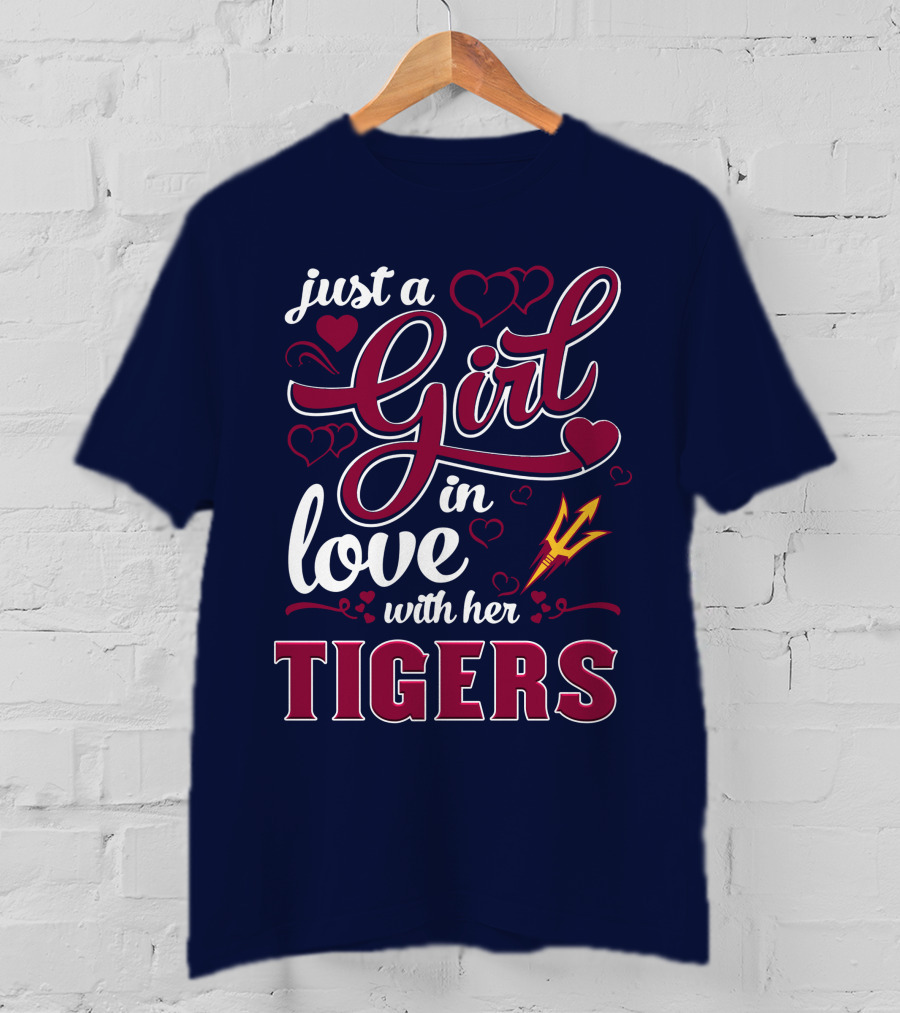 Just A Girl In Love With Her Tigers T-Shirt