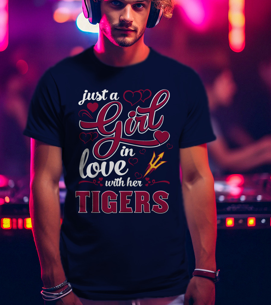 Just A Girl In Love With Her Tigers T-Shirt
