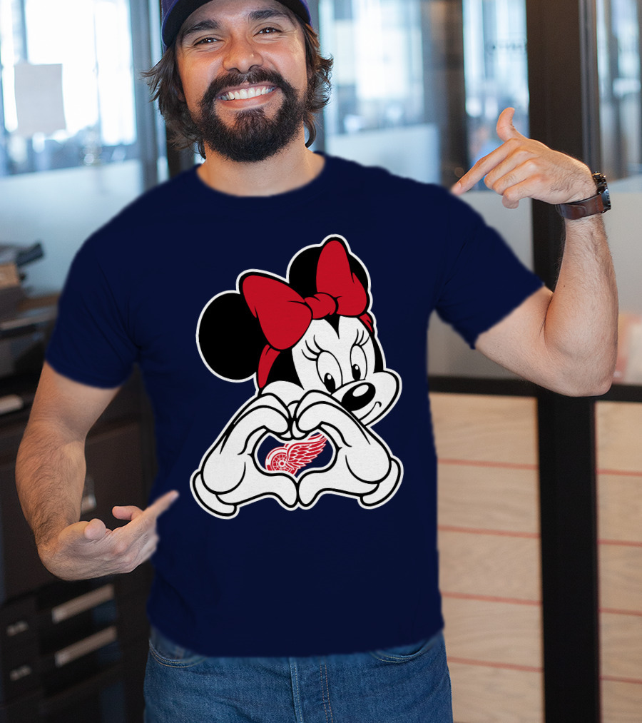 Minnie Mouse Heart Detroit Red Wings T-Shirt
