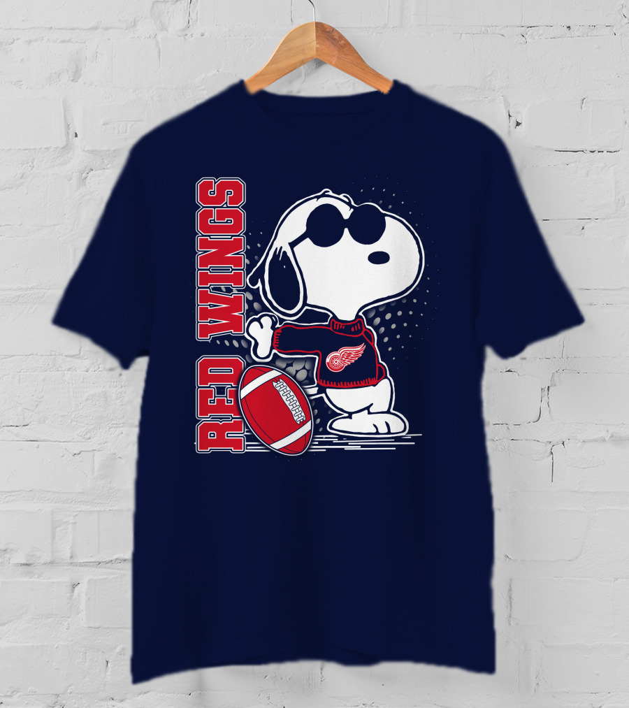 Red Wings Detroit Snoopy Football Peanuts T-Shirt
