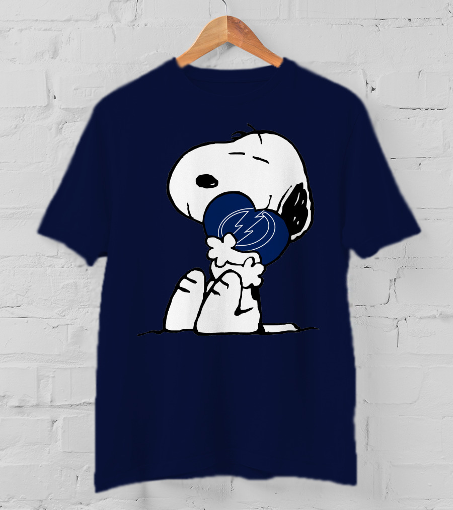 Tampa Bay Lightning Snoopy Hugging Heart T-Shirt