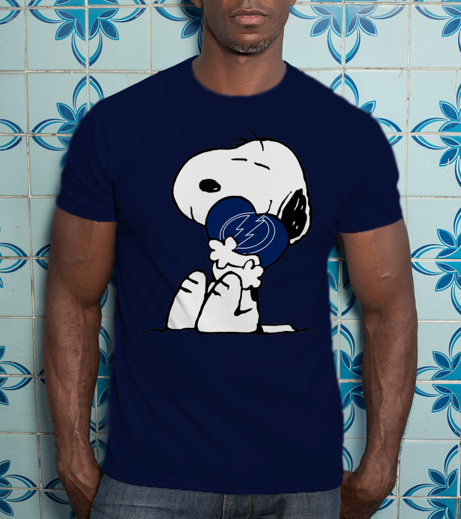 Tampa Bay Lightning Snoopy Hugging Heart T-Shirt