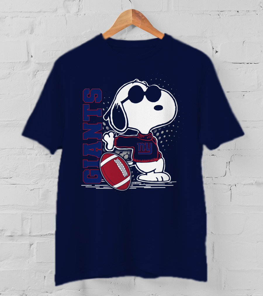 New York Giants Snoopy Football Player Fun Fanwear T-Shirt